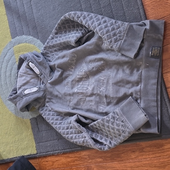 Life and Legend Sweater - Picture 2 of 2